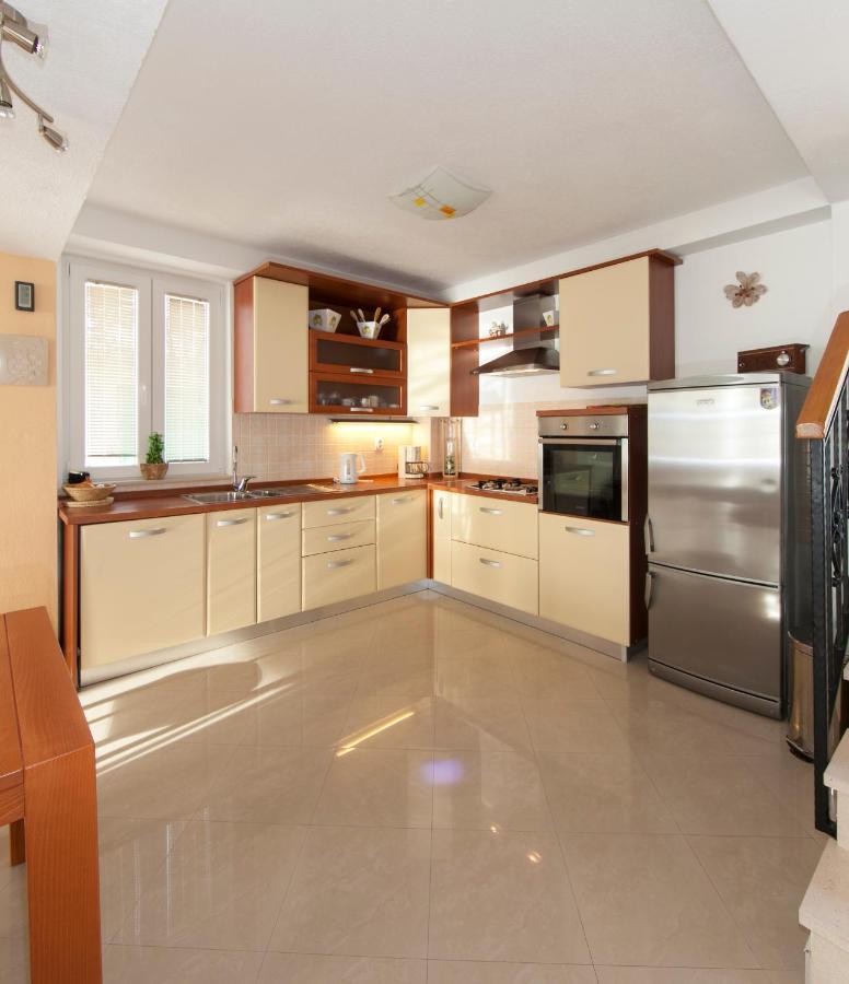 Villa Intrada Brela Exterior foto